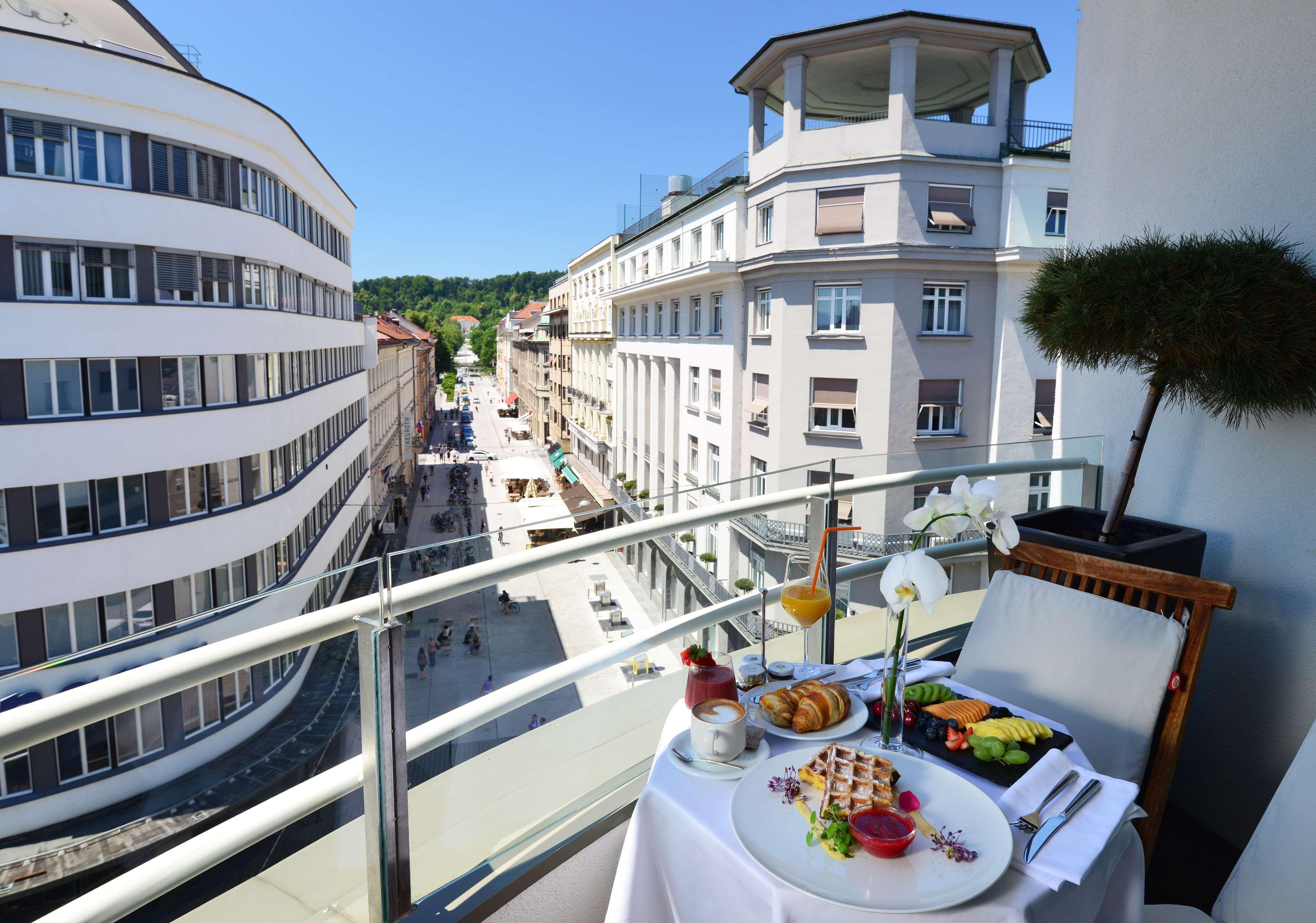 Best Western Premier Hotel Slon Ljubljana Ngoại thất bức ảnh