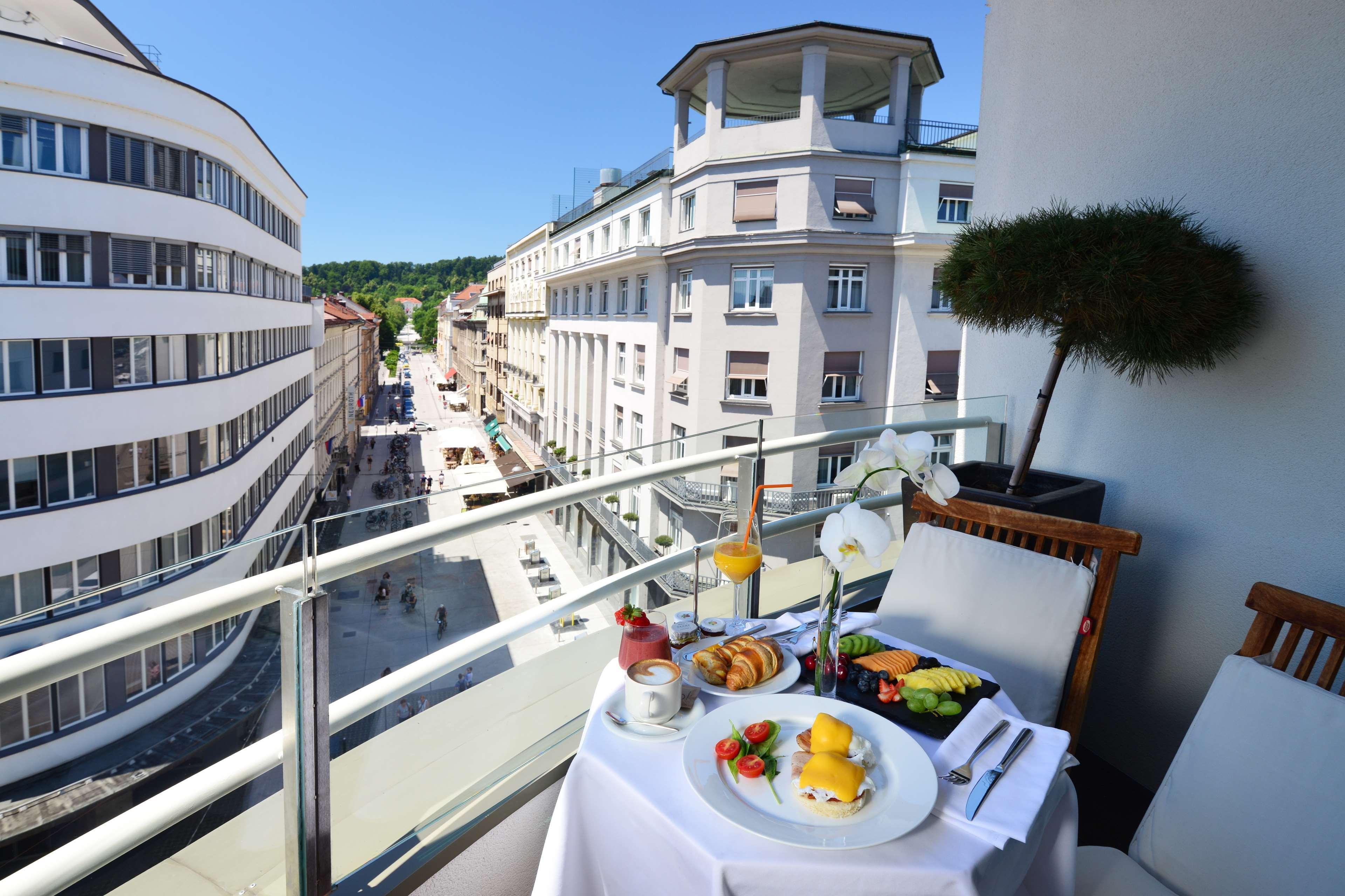 Best Western Premier Hotel Slon Ljubljana Ngoại thất bức ảnh
