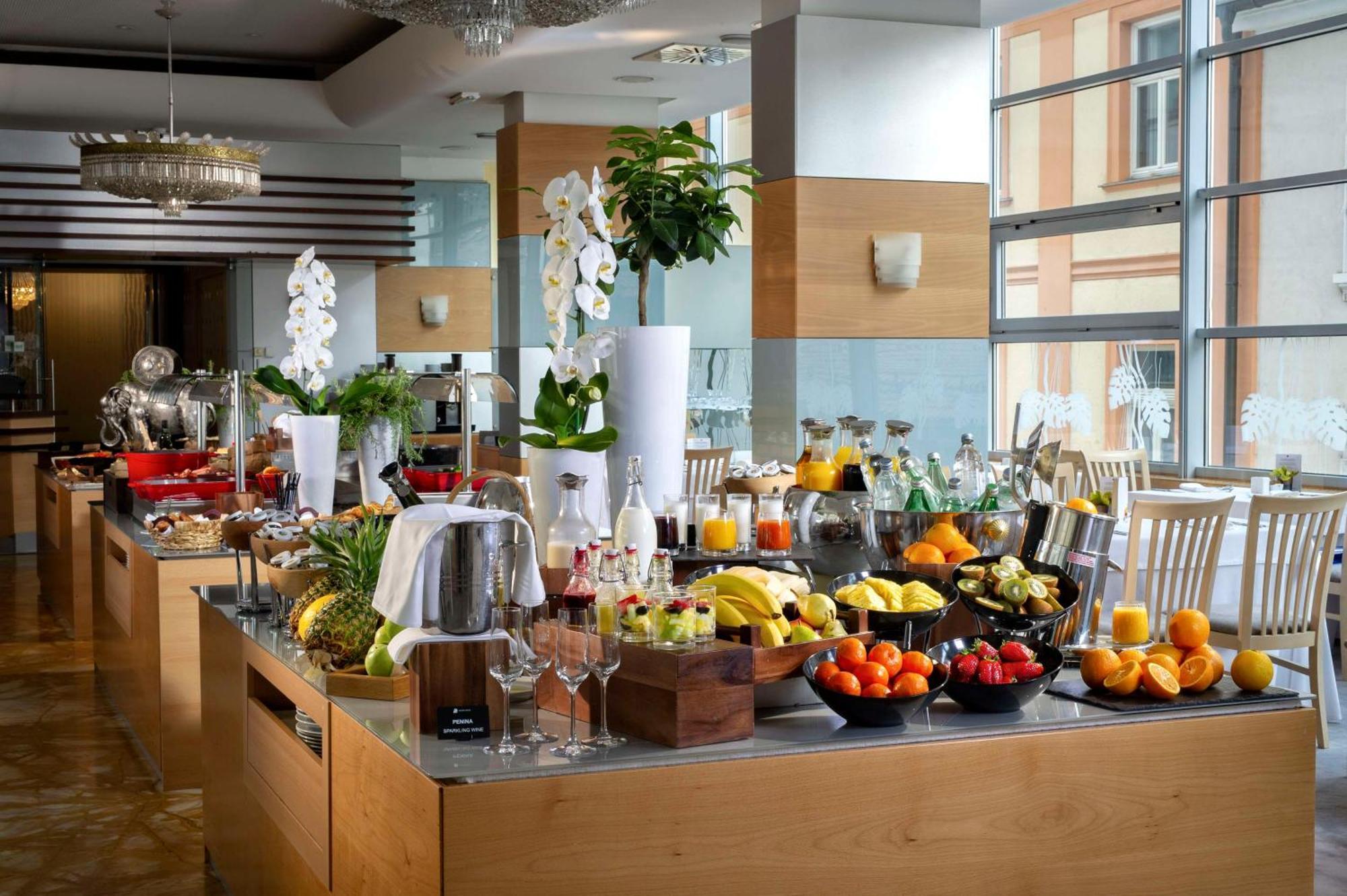 Best Western Premier Hotel Slon Ljubljana Ngoại thất bức ảnh