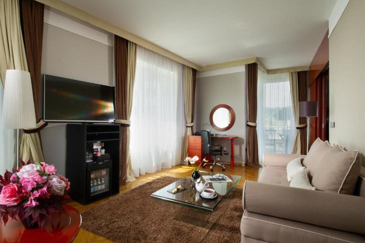 Best Western Premier Hotel Slon Ljubljana Ngoại thất bức ảnh